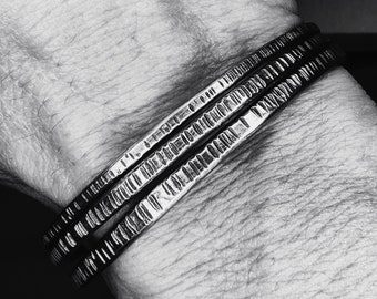 Verkauft einzeln Unisex Silber Stacking Armreif - Hand Textured offener Armreif - handgemachter Schmuck