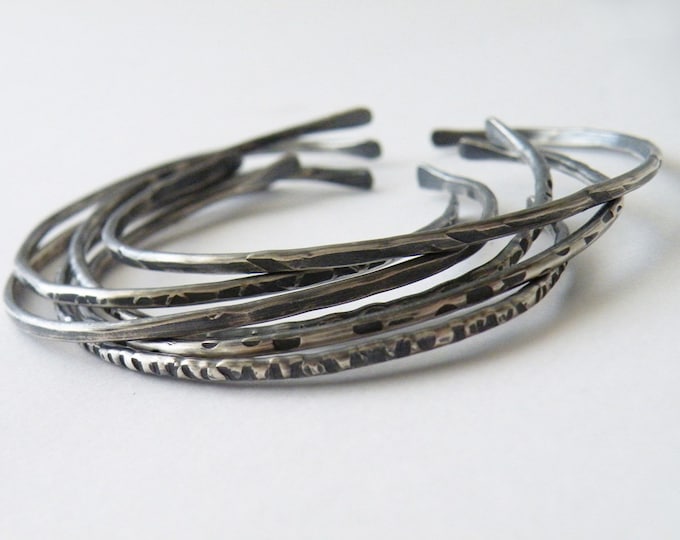 1 Open Bangle  Stacking Cuff, Silver Hand Hammered Textured Bangle, Available Thickness 2mm/2,5mm/3mm. The listing is for 1 cuff