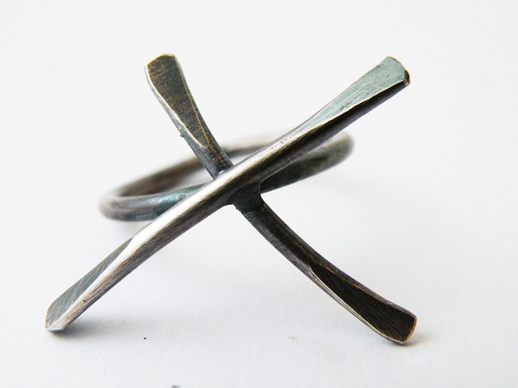 Oxidized Unisex Cross Ring, Spiritual Silver Jewelry for Her and for Him, Silver Goth Ring