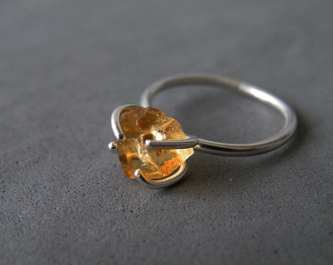 Rough Honey Citrine Ring, Solitaire Ring November Birthstone, Ring Gift Ideas for Women