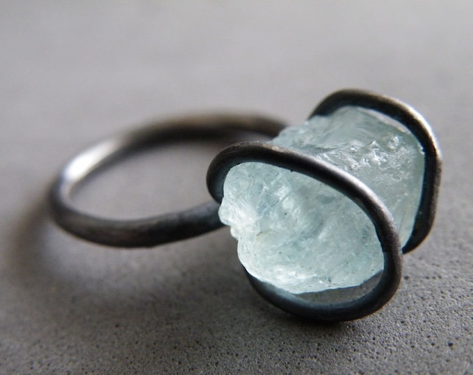 Aquamarine Ring, Raw Aquamarine Crystal, Oxidized Sterling Silver, Gemstone Ring, March Birthstone, Cocktail Ring by SteamyLab