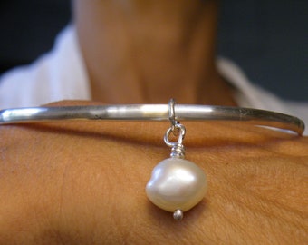 Sterling Silver 2.5mm Bangle With Pearl Charm, Hardwear