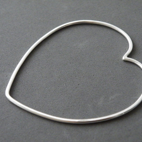 Sterling Silver Heart Bangle Minimalist Romantic Bangle Outlined Heart Bangle by SteamyLab