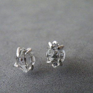 Herkimer Diamonds Stud Boucles d'oreilles en argent sterling Back Posts Boucles d'oreilles en pierre brute par SteamyLab image 1