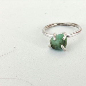 Raw Green Emerald Ring, May Birthstone Ring, Women Stone Rings