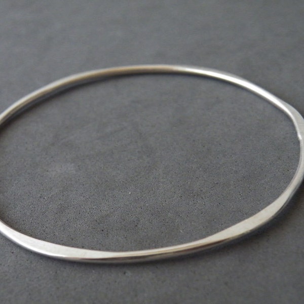 Sterling Silver Stacking Bangle Minimalist Hammered Bracelet Available Thickness 2mm/2,5mm/3mm