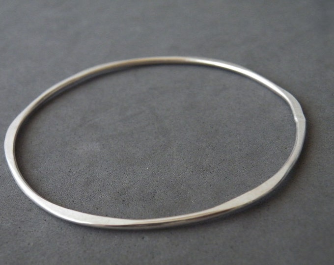 Sterling Silver Stacking Bangle Minimalist Hammered Bracelet Available Thickness 2mm/2,5mm/3mm