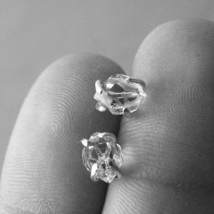 Herkimer Diamonds Stud Boucles d'oreilles en argent sterling Back Posts Boucles d'oreilles en pierre brute par SteamyLab image 4