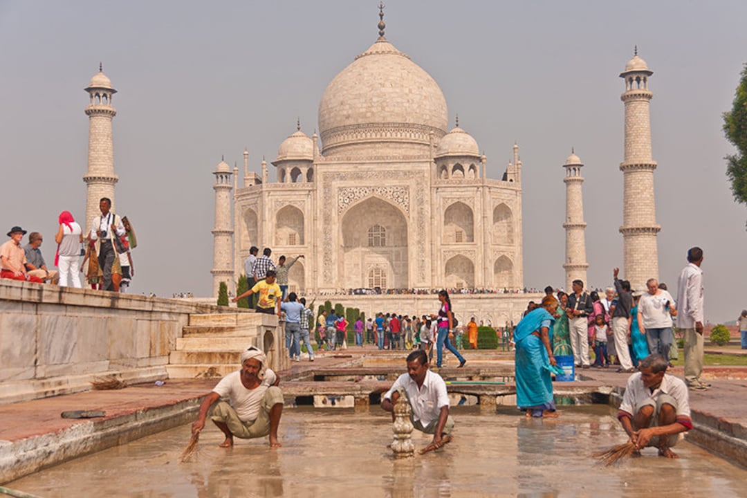 Cleaning the Taj Mahal - (8 X 12 Inch Photograph Print) - Etsy