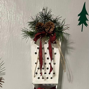 Cheese grater towel holder discount