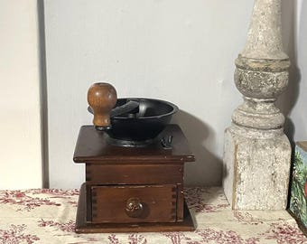 Vintage Colonial Coffee Mill # 1707 by Wrightsville Hardware