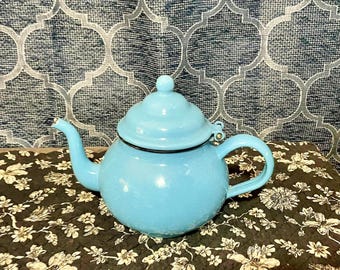 RESERVED for L ----- Picquot Ware K3 Kettle, Mid Century Modernist