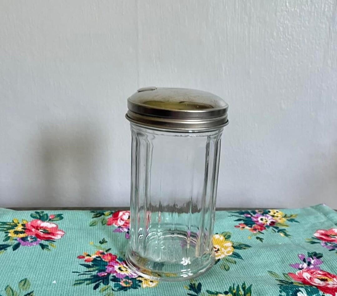 Retro Gemco USA Sugar Shaker Glass Jar Spout on Removable Metal Lid