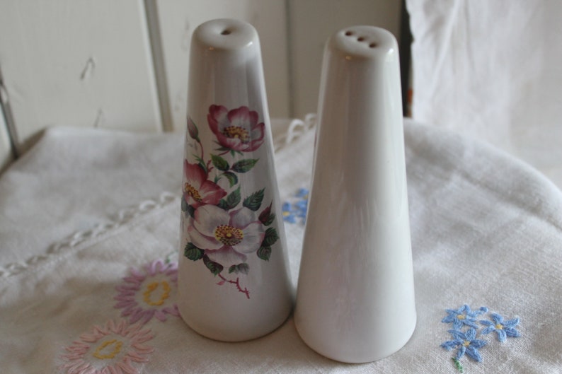Floral Salt and Pepper Set