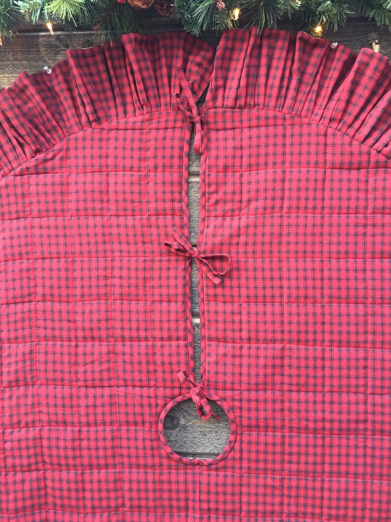 Red Plaid Tree Skirt Farmhouse Tree Skirt Quilted Christmas Tree Skirt Quilted Christmas Farmhouse Christmas Christmas Tree Skirt
