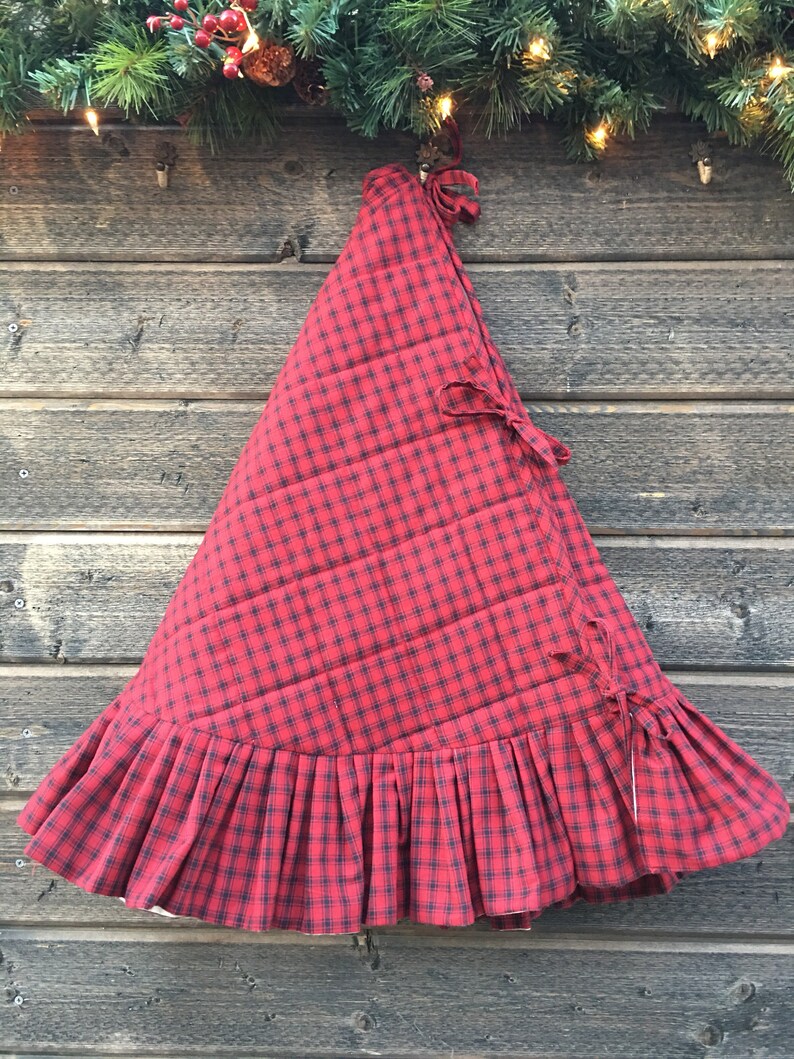 Red Plaid Tree Skirt Farmhouse Tree Skirt Quilted Christmas Tree Skirt Quilted Christmas Farmhouse Christmas Christmas Tree Skirt