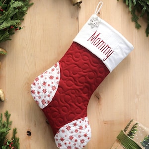 Calcetín navideño acolchado personalizado: decoración rústica de estilo campestre.