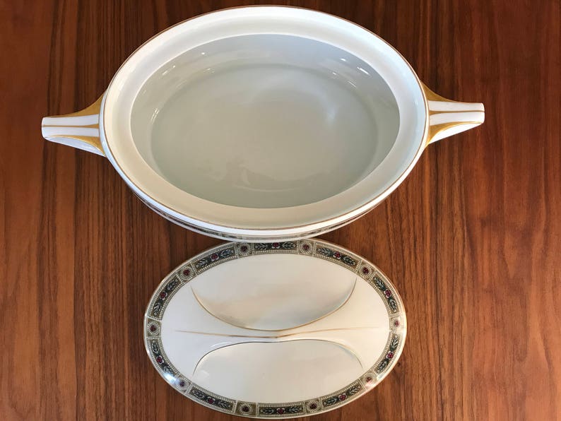 Vintage ROSENTHALE Selb-BAVARIA DONATELLO Patented CoveredHandled Casserole Dish