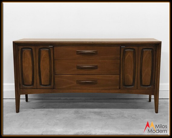 60s Mid Century Modern Broyhill Emphasis Walnut Wood Dresser Etsy