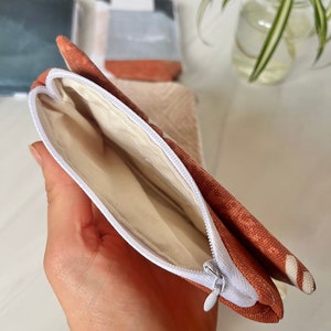 Travel Tissue Pouch and Storage System for Cloth Travel Tissues, Includes Reusable Tissues for On-The-Go image 8