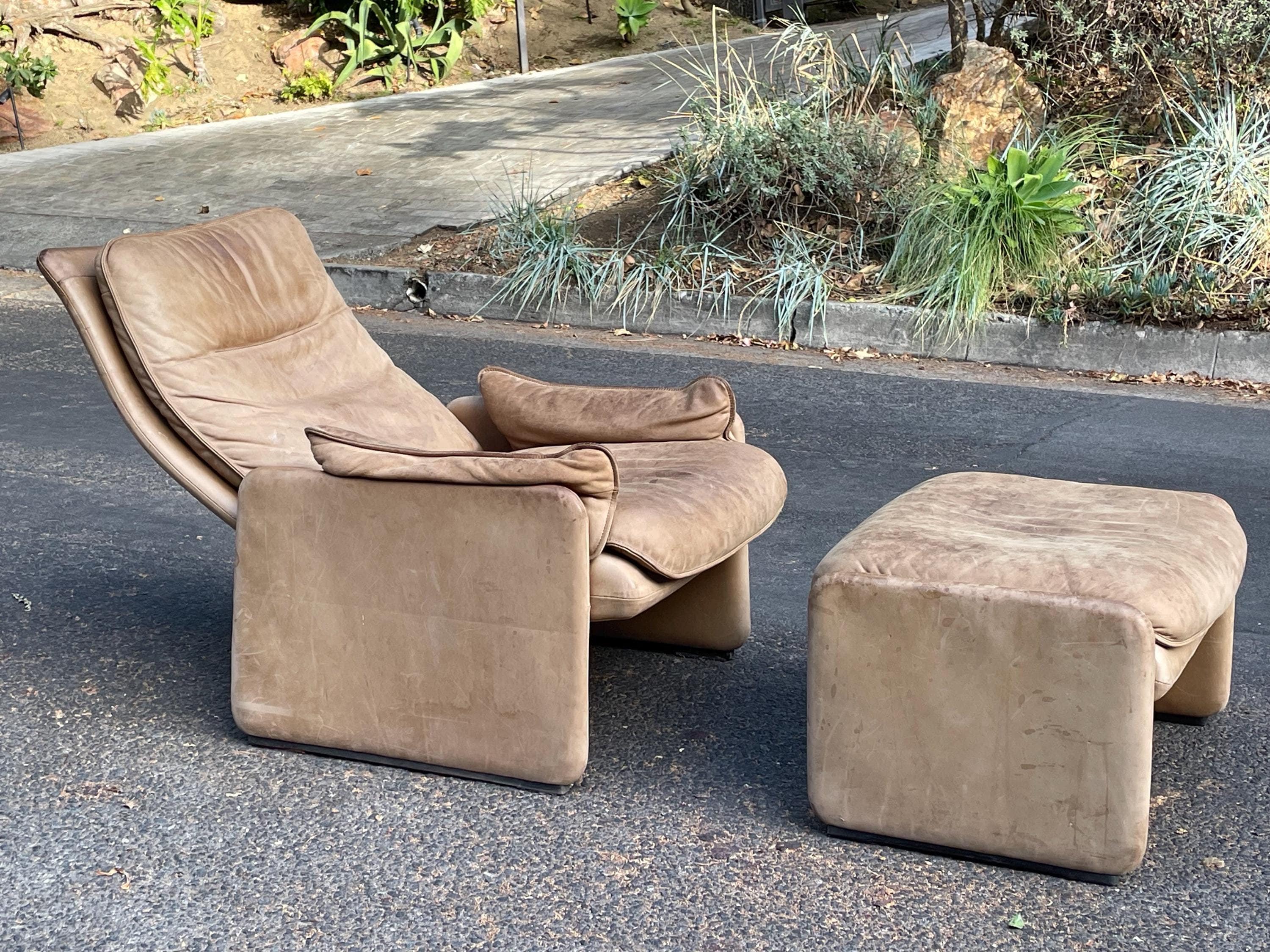 Vintage De Sede DS-50 Buffalo Leather Lounge Chair & Ottoman Mid Century Modern Luxury Seating