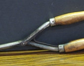 Antique Fire Heated Wood Handle Curling Iron Tongs - 9 1 2 quot 1920s 1930s Vintage