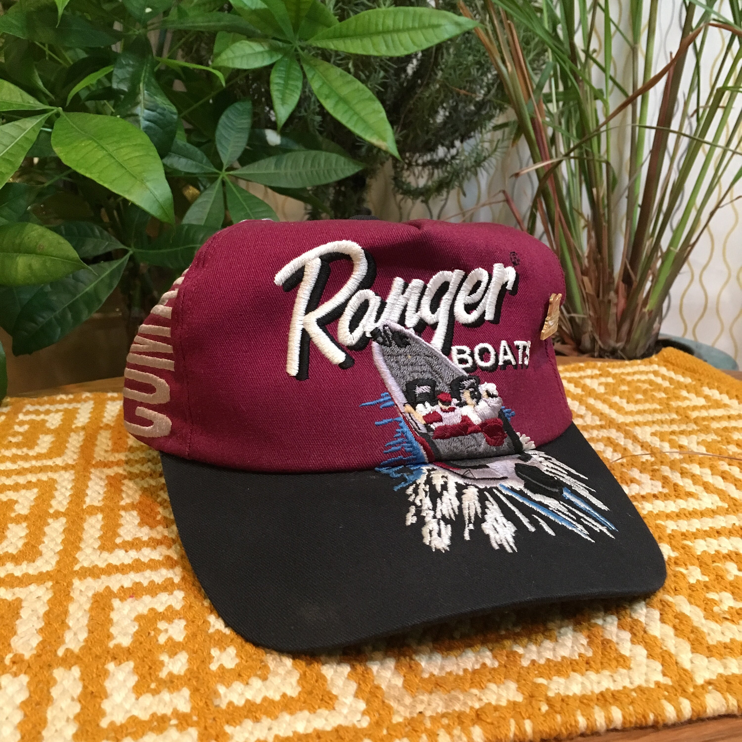 Ranger Boats Vintage Fishing Hat w/ pin - Angler Vintage Cap - Vintage