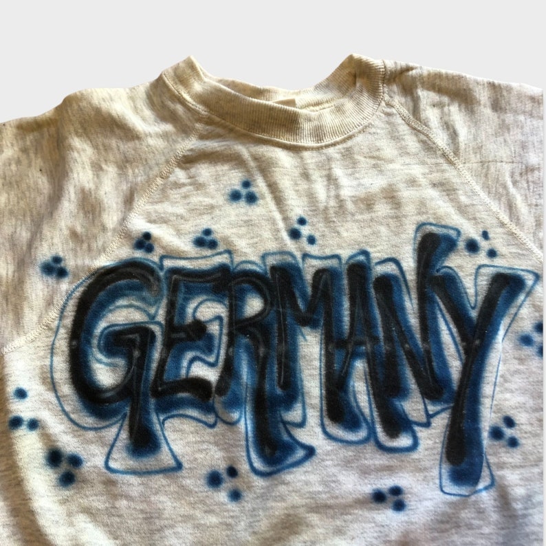 Vintage 80s Germany Airbrushed Tourist Sweatshirt Naturally Weathered Distressed and Faded image 3
