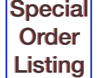 Può includere: Quadrato blu con sfondo bianco e il testo "Special Order Listing" in nero con contorno rosso.