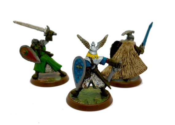 Heroscape Viking lot including Finn and Thorgrim the Viking Champion set of  Figures from Rise of the Valkyrie Set 2004 Loose no card