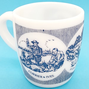 Currier & Ives A Good Day&#39;s Sport D-25 Vintage Milk Glass Mug Blue on White Rounded Coffee Cup 70s Fishing Hunting RARE