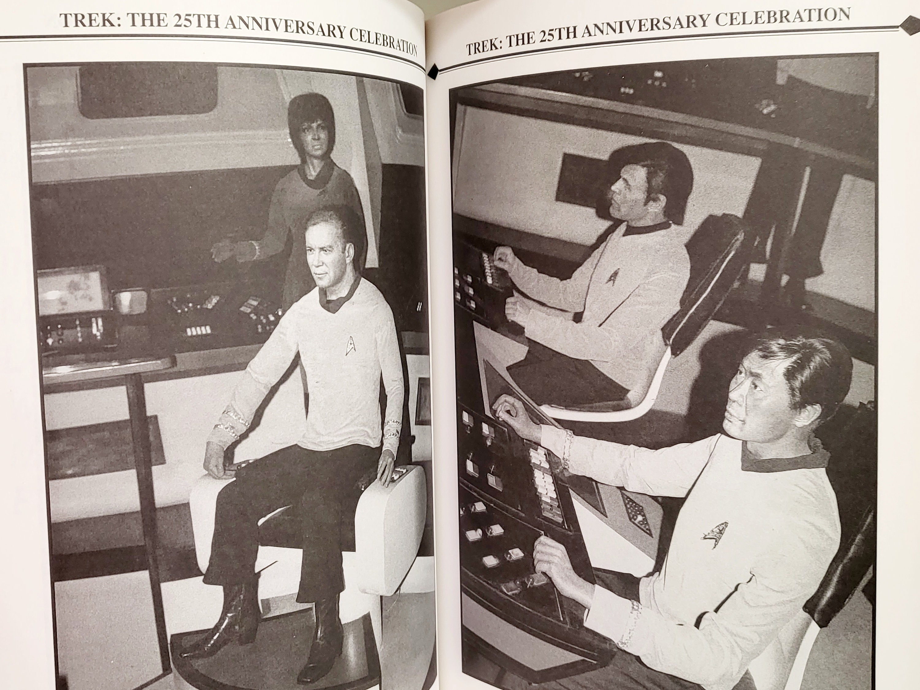 ヴィンテージ スタートレック 25 周年記念 ジェームズ ヴァン ハイズ