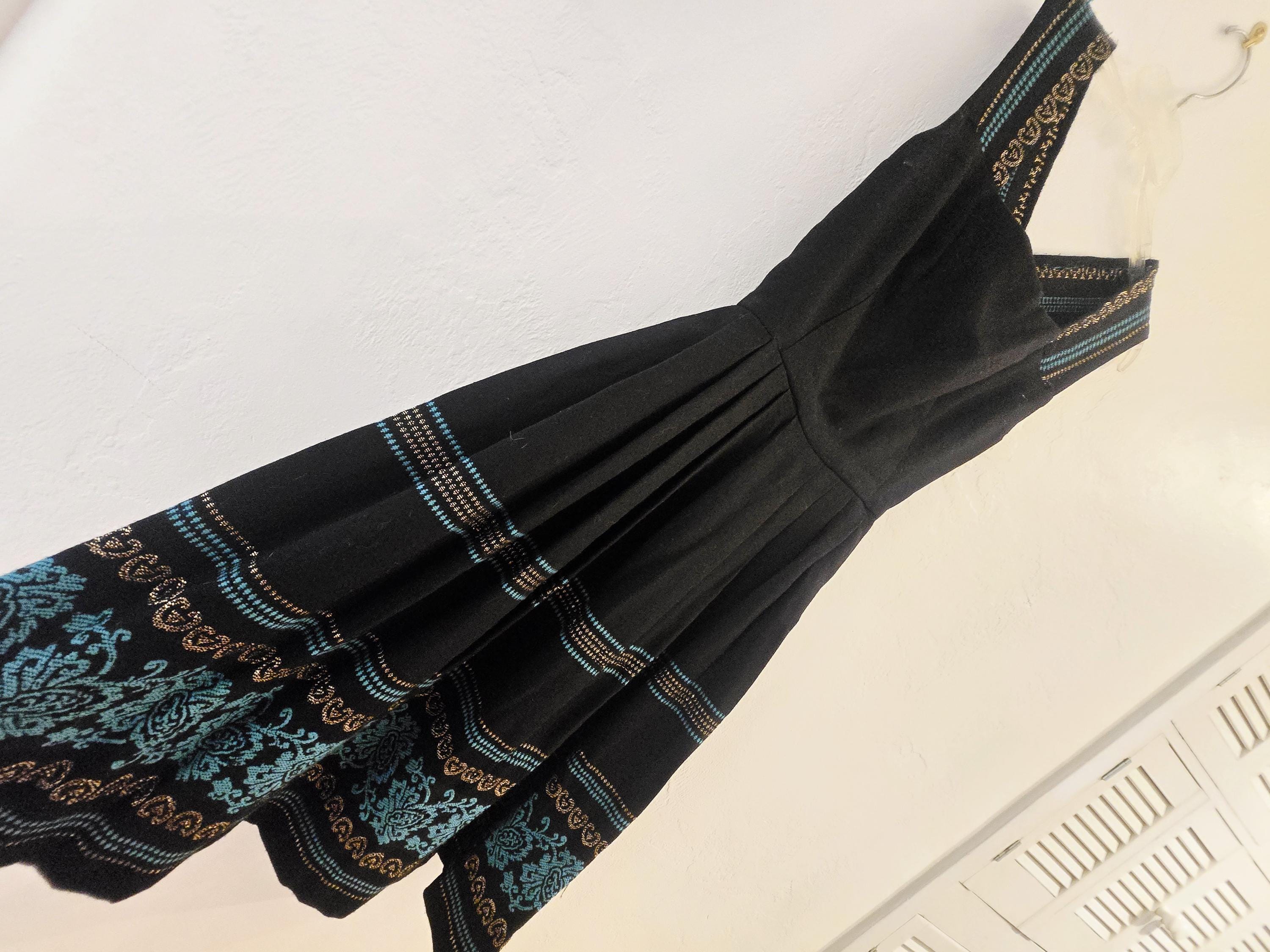 teal black dress Ashley Lauren 11857 Size 2 Black White Long Fitted Velvet Pageant Dress Satin Overskirt Formal Evening Gown