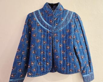 Vintage Cleveland Street Womens 9 Calico Quilted Jacket Cerulean Blue with Flowers 70s Floral Cottagecore Gunne Sax Style RARE