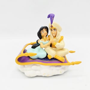 Aladdin and Jasmine from Disney&#39;s Aladdin Vintage Applause Plastic Magic Carpet Ride Rolling Toy 1992 PVC Figurine 90s Disney Princess RARE