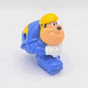 PJ An Extremely Goofy Movie Launch Toy Disney Dog 2000 Vintage McDonalds Happy Meal Toy RARE Action Figure Roller Blades
