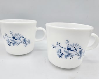 Vintage Corningware PYREX Corning Colonial Mist Milk Glass Coffee Mug Pair of Vintage Mugs Milk Glass Retro Coffee Cup 80s RARE Set of Two