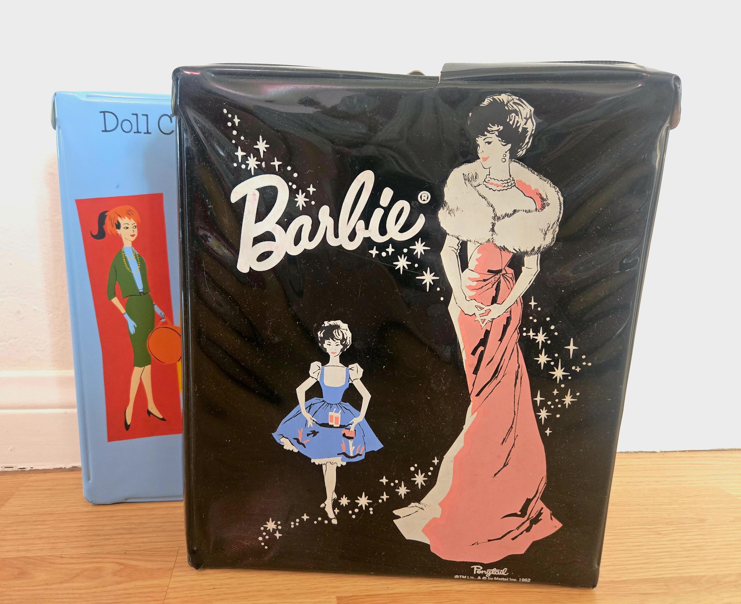 Barbie Valise De Transport / Penderie Vintage
