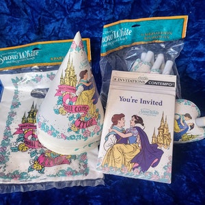 Snow White Party Set Vintage Disney Snow White and the Seven Dwarfs Party Hats Party Bags Noisemakers Invitations 80s Party Makers Contempo