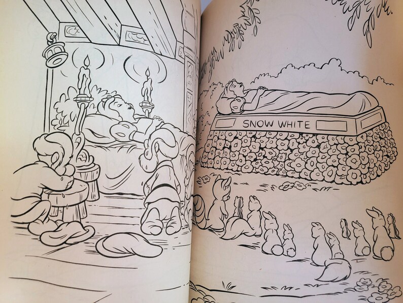 Disney's Snow White Coloring Book 90s Vintage Artbook Golden Books ...