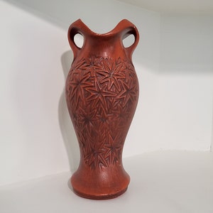 MCCOY Sunburst Pattern Hourglass Vase Matte Flame Orange Exterior