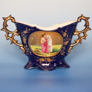 Antique Hand-Painted Porcelain Vase with Gilt Accents – 5” Tall, 7” Wide