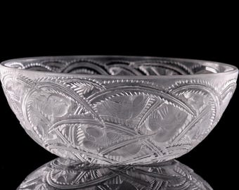 Lalique Kristallschale Pinsons: Gefrosteter Vogel & Laubblatt, Französisches Art Deco