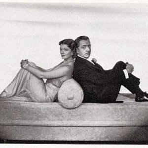 Myrna Low e William Powell, cartolina del 1936