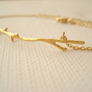 Armband i guld med kvistar... Armband i lager, justerbart och enkelt vardagsbruk, bröllop, bästa vän, kvinnoförening, brudtärnepresent