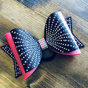 Dolly 6 Bow