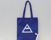 Blue tote bag hand screen printed mountain - Caribou