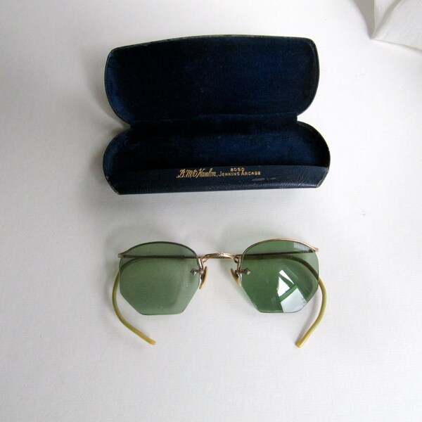Vintage Green Tinted Wire Eyeglasses / Gold Filled Frame SUNGLASSES / Old fashion Spectacles with Case