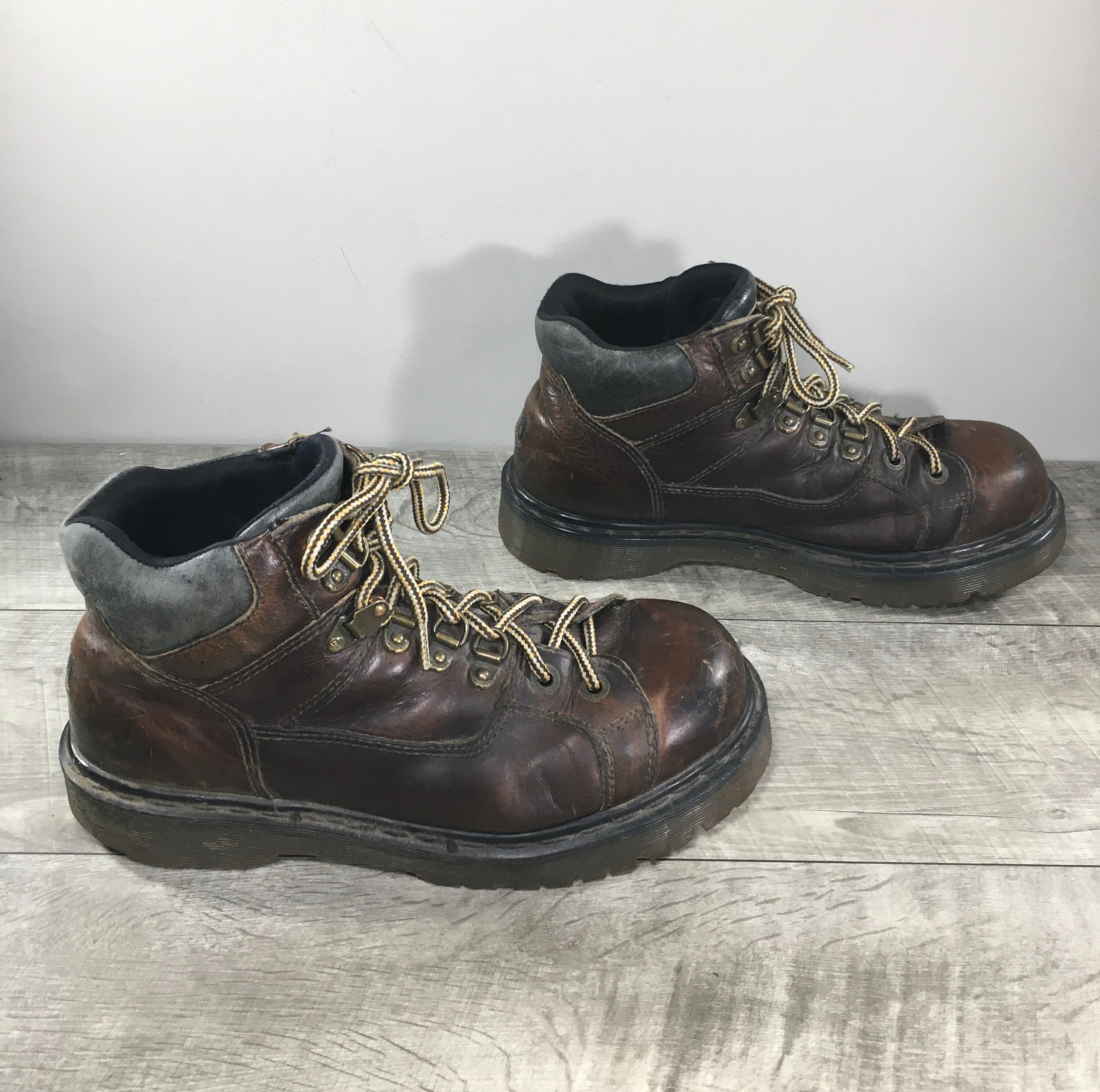 Dr martens peru yoga hotsell