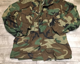 Vintage 1980s US Army Camo Parka Cold Weather Jacket Golden MFG Co